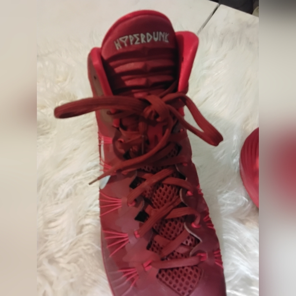 Nike Red Basketball Sneakers - Picture 2 of 8